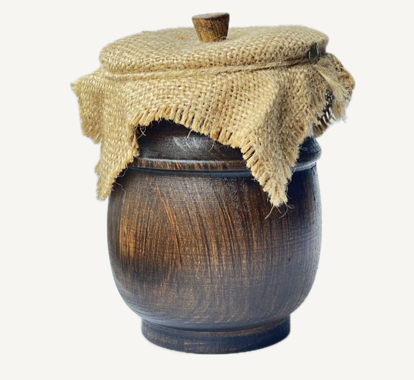 Puidust pott kangaga